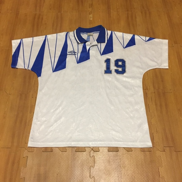 vintage 90s umbro pro training short sleeve sweater